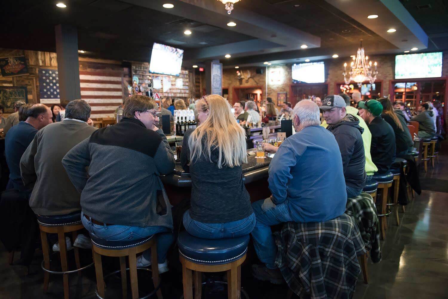 Featured image for post: March Basketball Specials at Crooked Pint