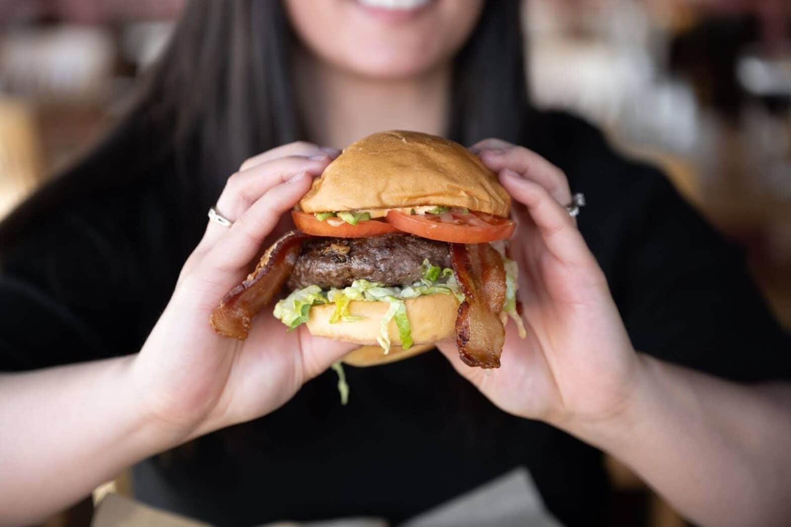 Featured image for post: 5 Delicious “Lucy” Stuffed Burgers