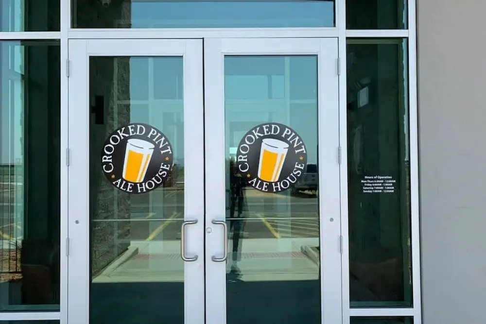 Featured image for post: Best Sports Bar & Burger Restaurant in Glendale, AZ